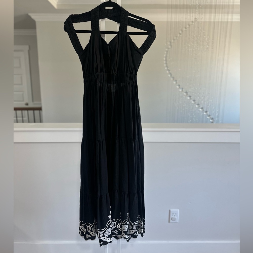 Zara black poplin embroidered midi dress with elastic cross back straps - Picture 8 of 11